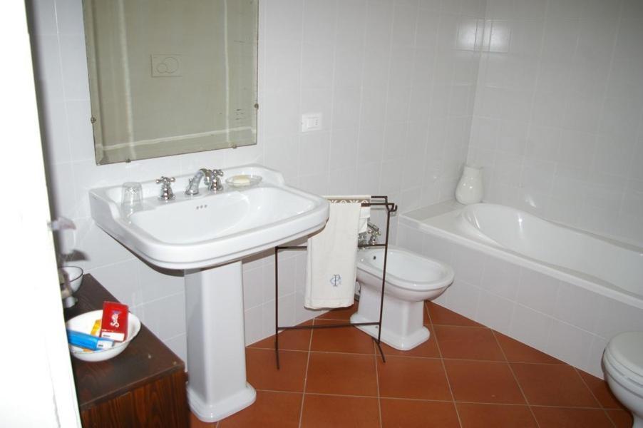 La Castagnola Bed & Breakfast Cassano Spinola Bilik gambar